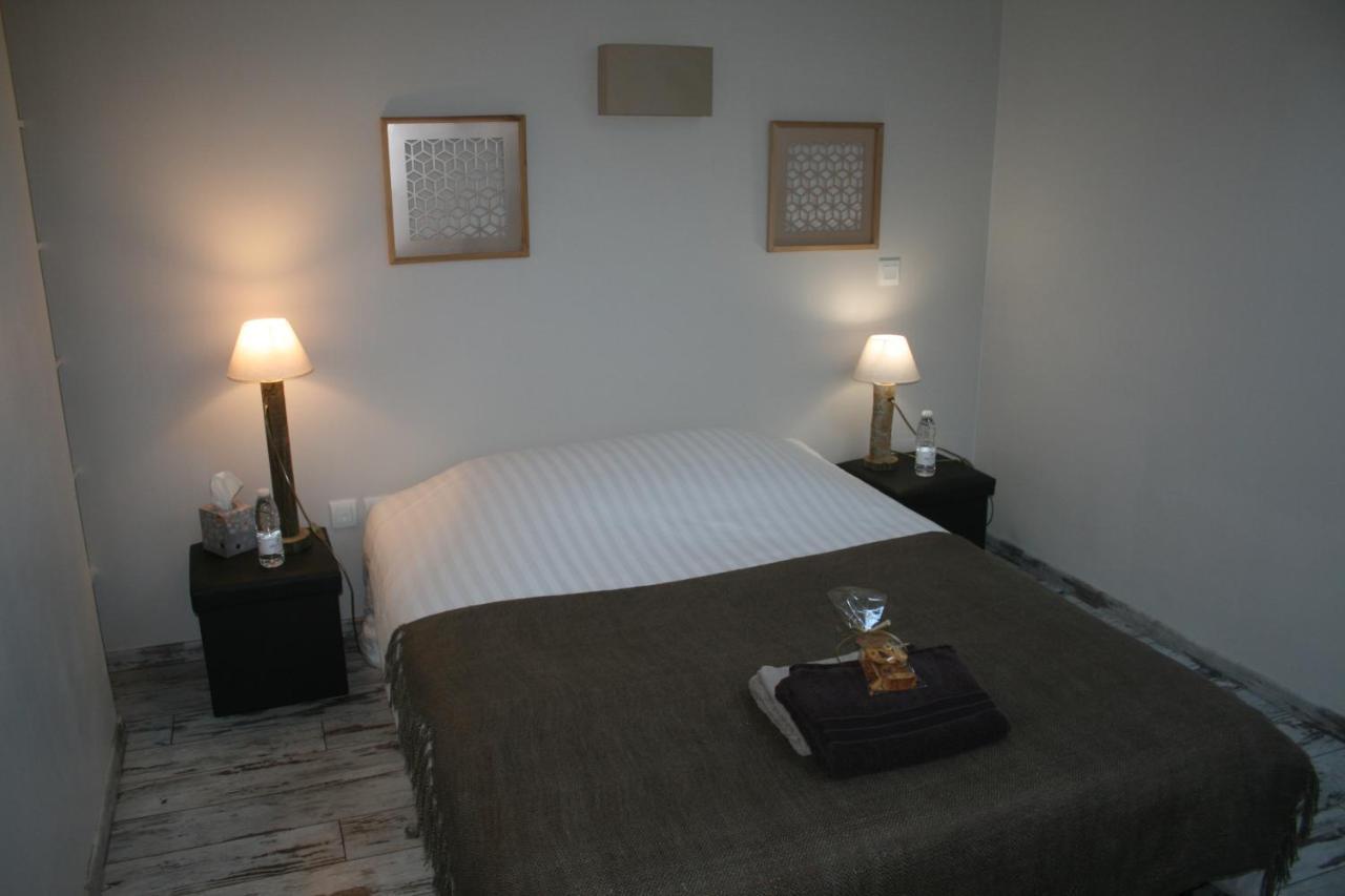 Chambre Chez L'Habitant Avec Spa Et Petit-Dejeuner En Lisiere De Foret لو تيتش المظهر الخارجي الصورة